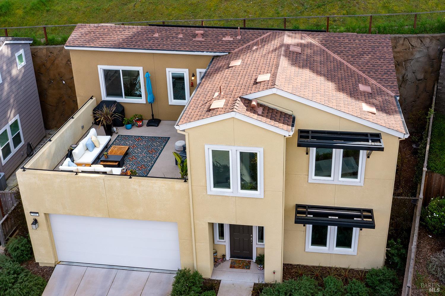 Detail Gallery Image 5 of 39 For 540 Sapphire St, Petaluma,  CA 94952 - 3 Beds | 2/1 Baths