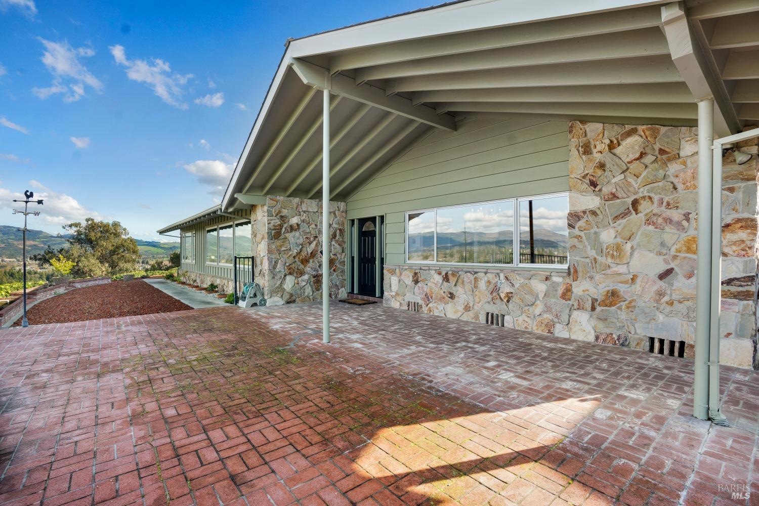 Detail Gallery Image 59 of 92 For 631 Casswall St, Napa,  CA 94558 - 7 Beds | 5/2 Baths