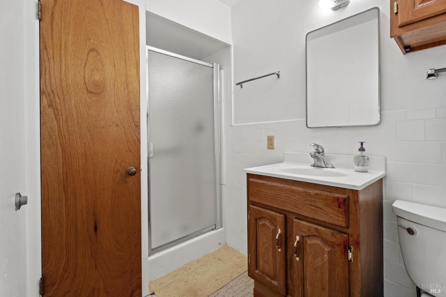 Detail Gallery Image 16 of 27 For 411 Milani Dr, Ukiah,  CA 95482 - 4 Beds | 2 Baths