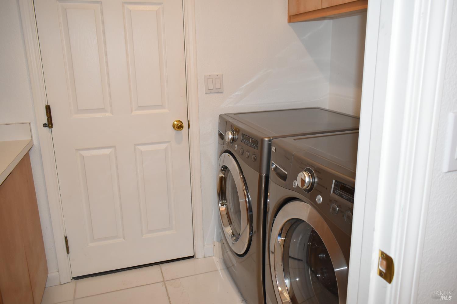 Detail Gallery Image 15 of 16 For 7490 Walnut Ln, Lower Lake,  CA 95457 - 3 Beds | 2/1 Baths