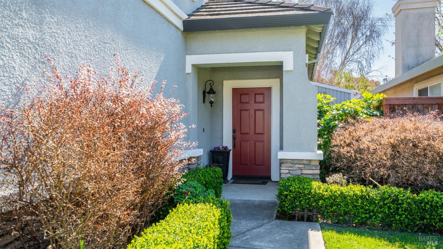 Detail Gallery Image 3 of 79 For 5244 Tuscany Dr, Fairfield,  CA 94534 - 4 Beds | 2/1 Baths