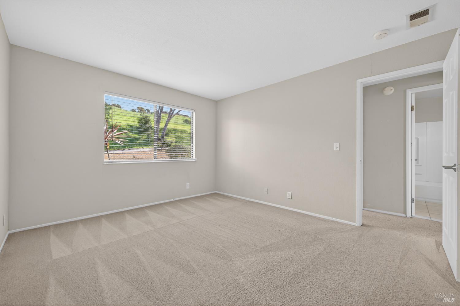 Detail Gallery Image 19 of 30 For 900 Cambridge Dr #95,  Benicia,  CA 94510 - 2 Beds | 1 Baths