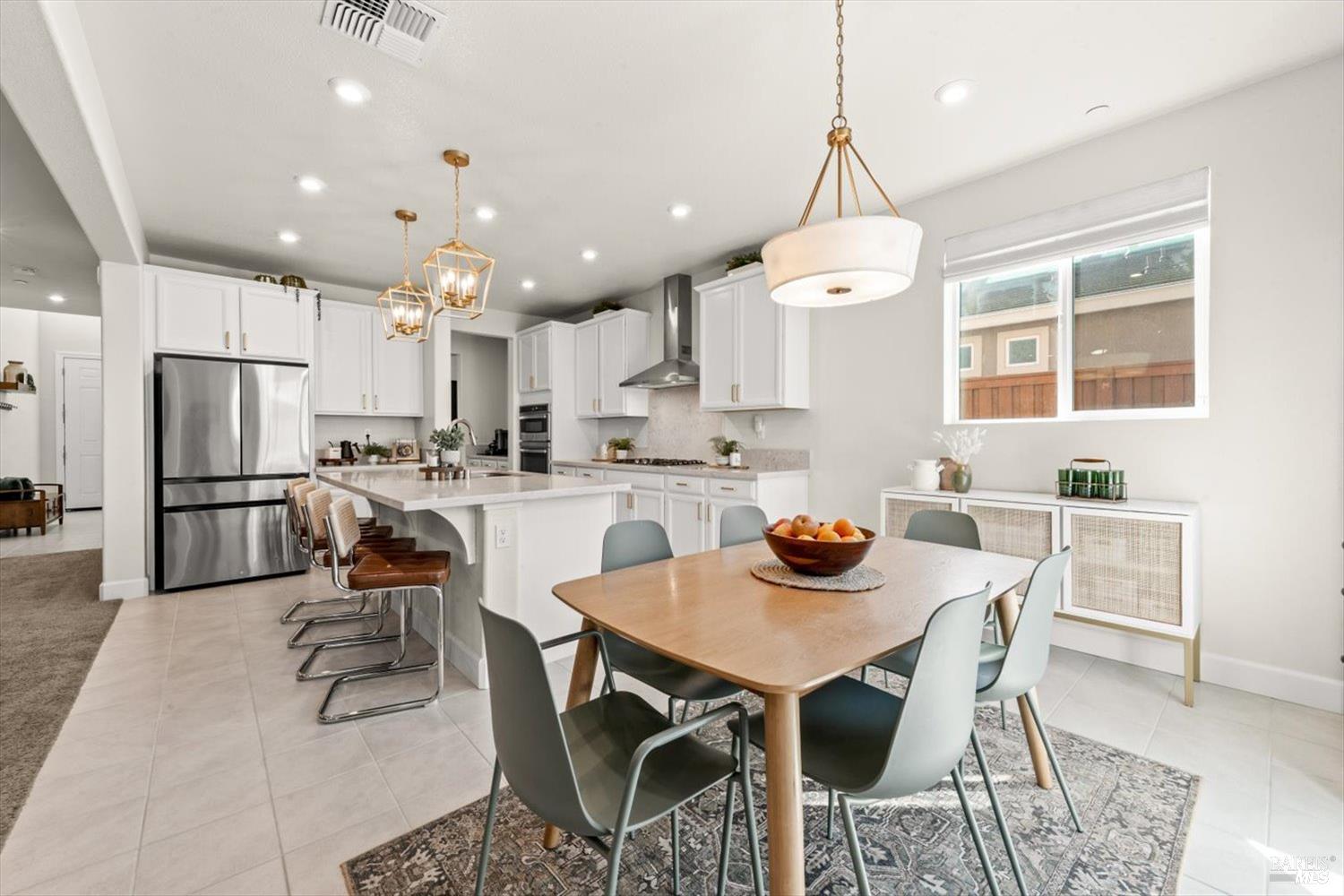 Detail Gallery Image 28 of 97 For 710 Fielding Way, Dixon,  CA 95620 - 5 Beds | 4 Baths