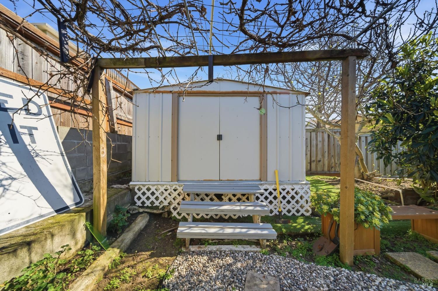 Detail Gallery Image 27 of 28 For 964 Sonoma St, Richmond,  CA 94805 - 3 Beds | 1/1 Baths