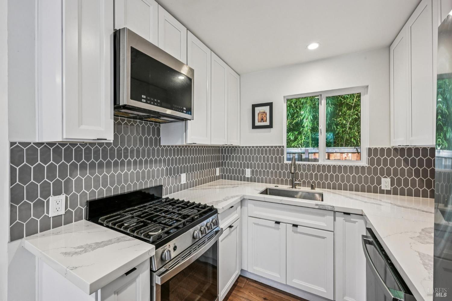 Detail Gallery Image 13 of 22 For 1307 Spring St, Calistoga,  CA 94515 - 1 Beds | 1 Baths