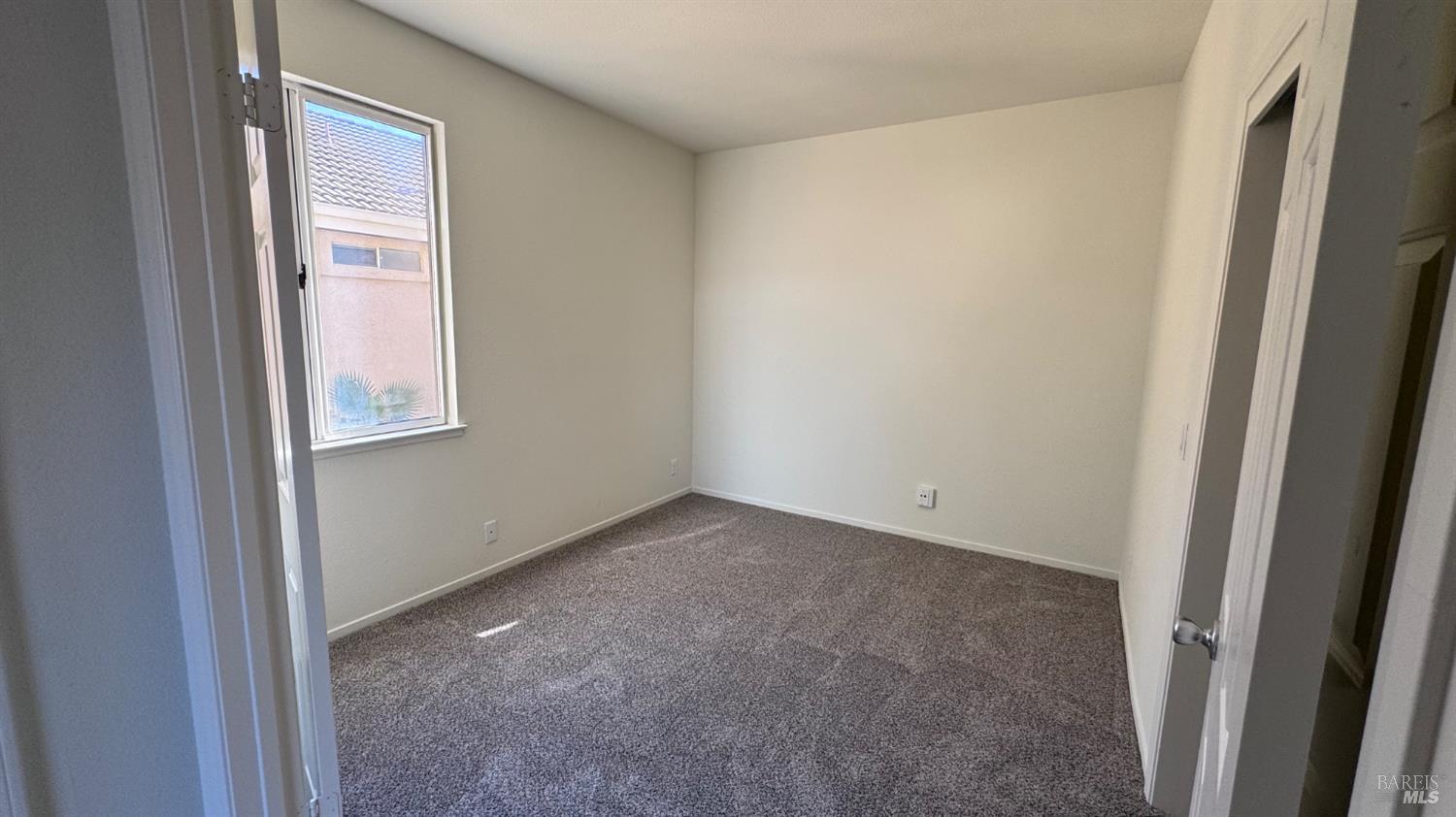 Detail Gallery Image 15 of 37 For 348 Stamper Cir, Suisun City,  CA 94585 - 3 Beds | 3 Baths