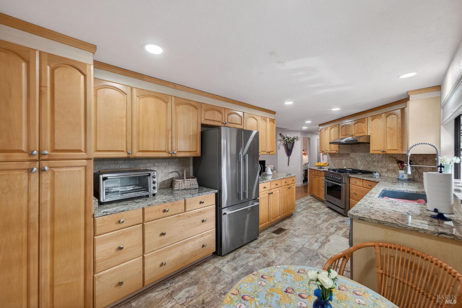 Detail Gallery Image 14 of 40 For 2 La Cuesta Ct, Saint Helena,  CA 94574 - 2 Beds | 2 Baths