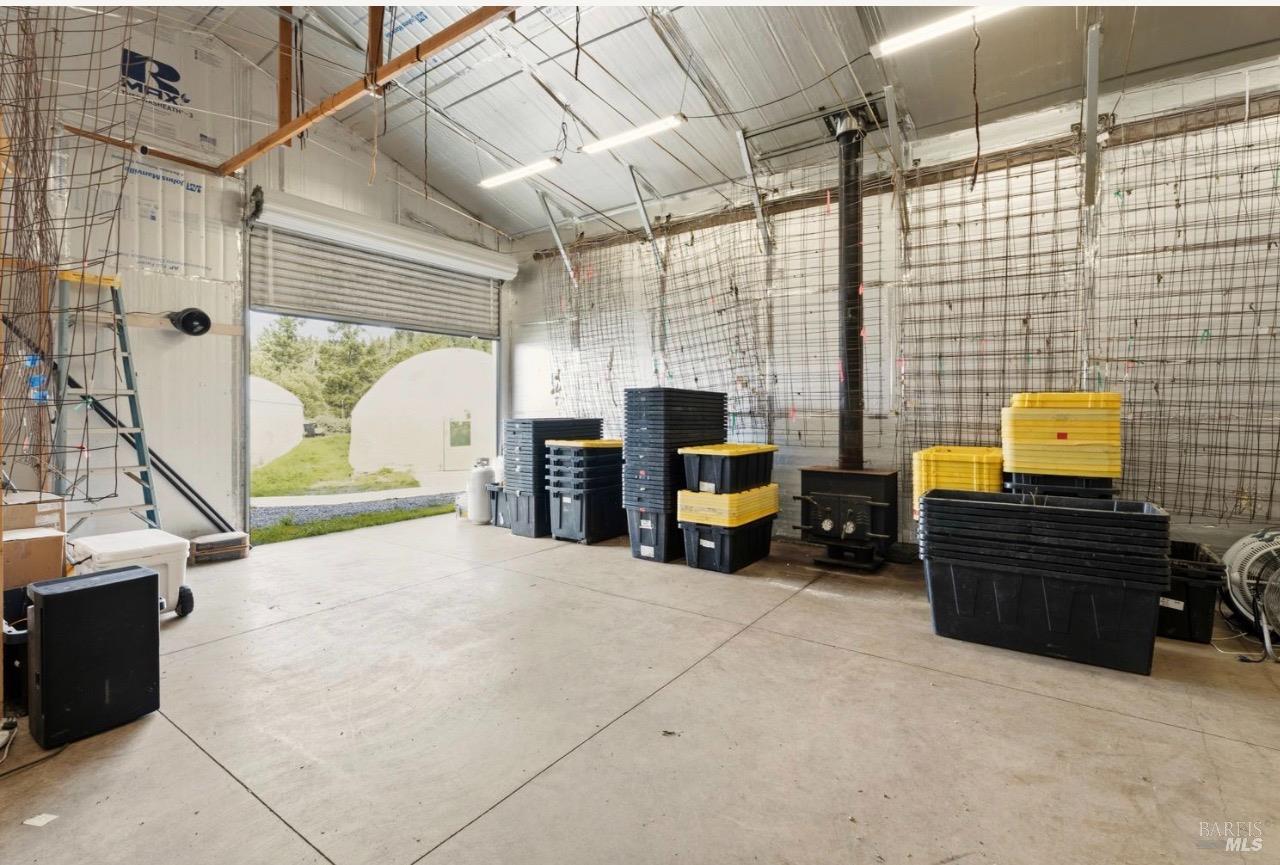 Detail Gallery Image 4 of 28 For 19450 Tomki Rd, Redwood Valley,  CA 95470 - – Beds | – Baths