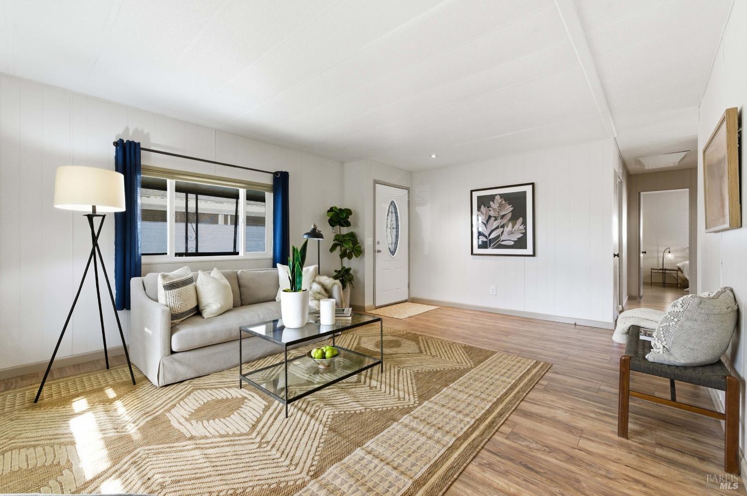 Detail Gallery Image 7 of 46 For 99 Hacienda Dr, Napa,  CA 94558 - 2 Beds | 2 Baths