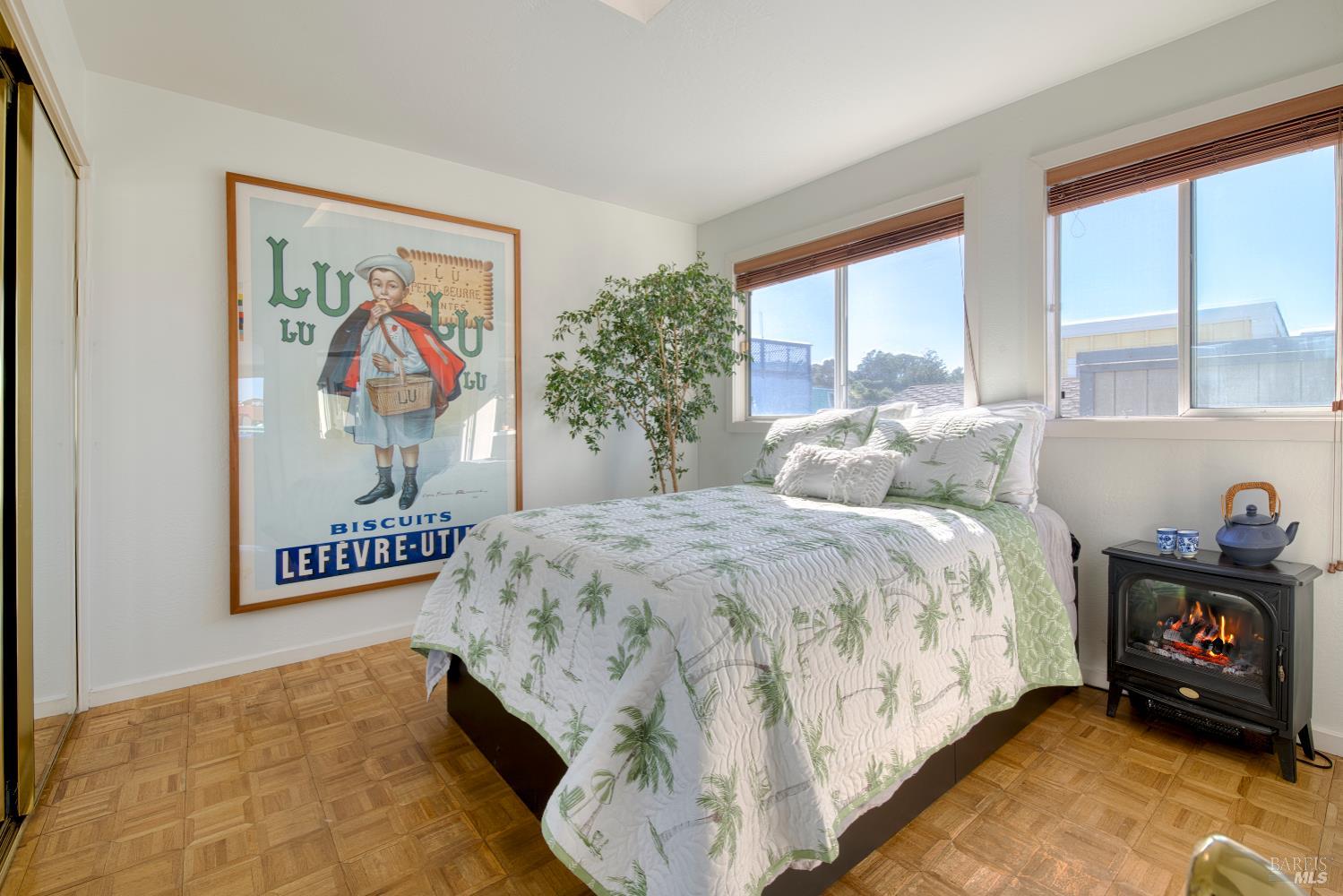 Detail Gallery Image 24 of 32 For 35 W Pier Unkn, Sausalito,  CA 94965 - 1 Beds | 1 Baths