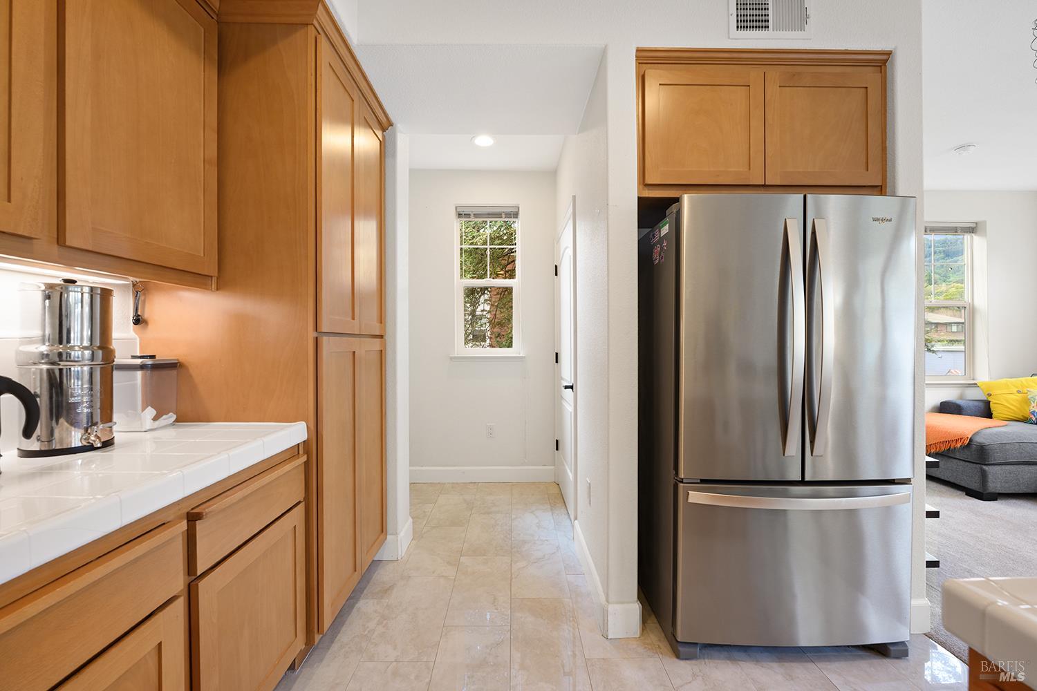 Detail Gallery Image 20 of 35 For 263 Camellia Cir, Larkspur,  CA 94939 - 2 Beds | 2 Baths