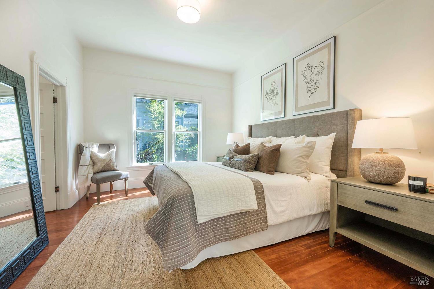 Detail Gallery Image 16 of 35 For 423 Matheson St, Healdsburg,  CA 95448 - 3 Beds | 2/2 Baths