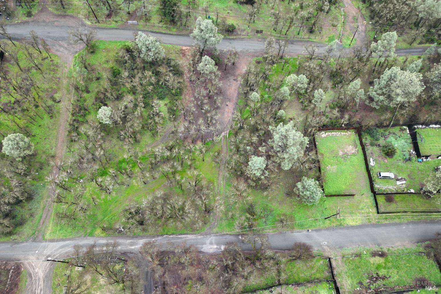 Detail Gallery Image 3 of 39 For 15615 37th Ave, Clearlake,  CA 95422 - – Beds | – Baths