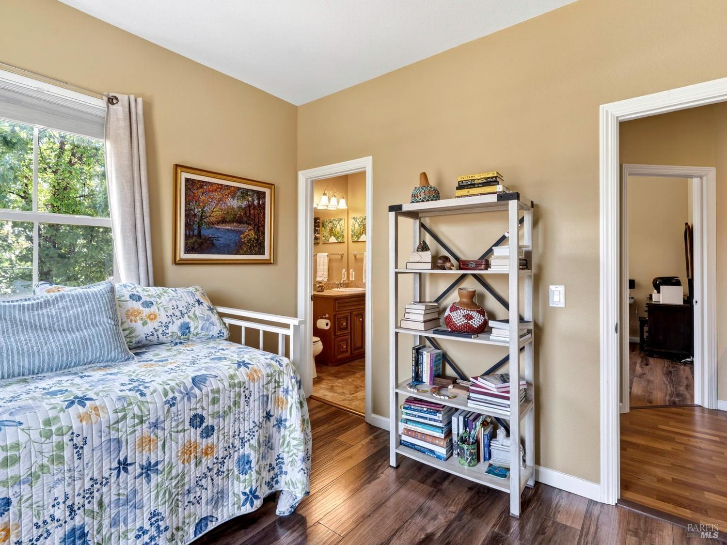 Detail Gallery Image 29 of 48 For 180 Healdsburg Ave a,  Cloverdale,  CA 95425 - 3 Beds | 2/1 Baths