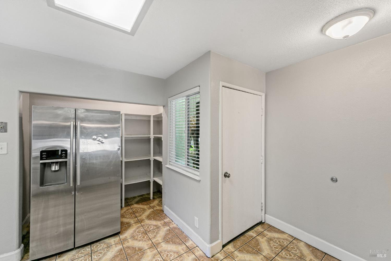 Detail Gallery Image 9 of 48 For 450 Priddy Dr, Dixon,  CA 95620 - 4 Beds | 2 Baths