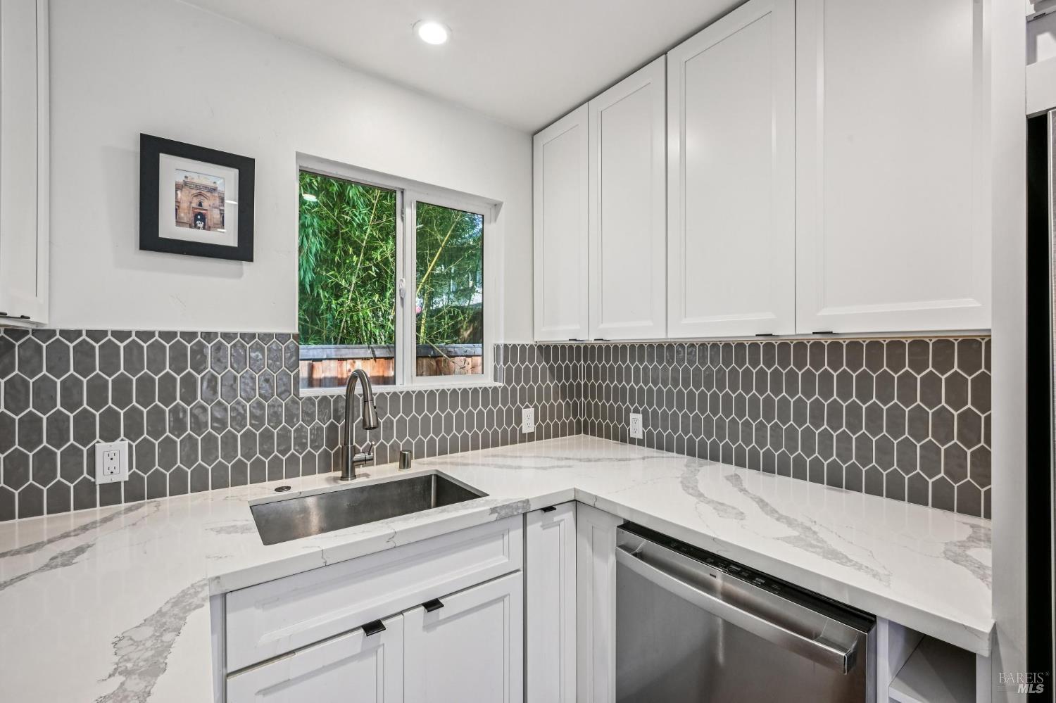 Detail Gallery Image 14 of 22 For 1307 Spring St, Calistoga,  CA 94515 - 1 Beds | 1 Baths