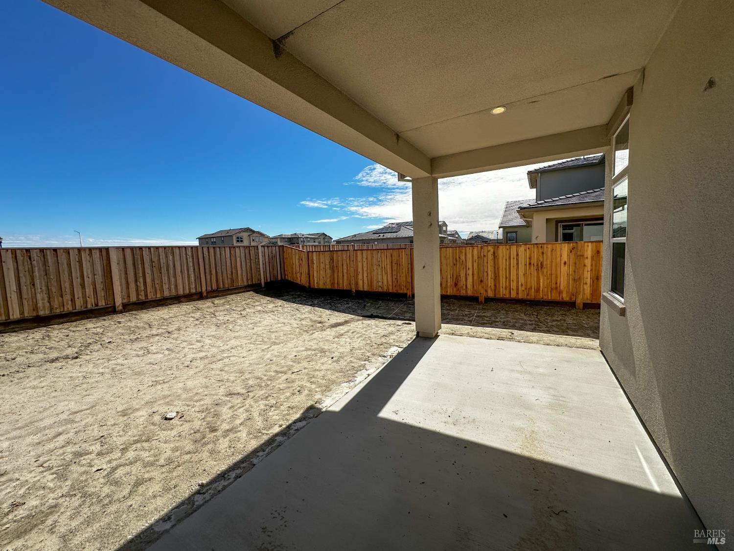 Detail Gallery Image 11 of 13 For 416 June Ct, Oakley,  CA 94561 - 5 Beds | 4/1 Baths