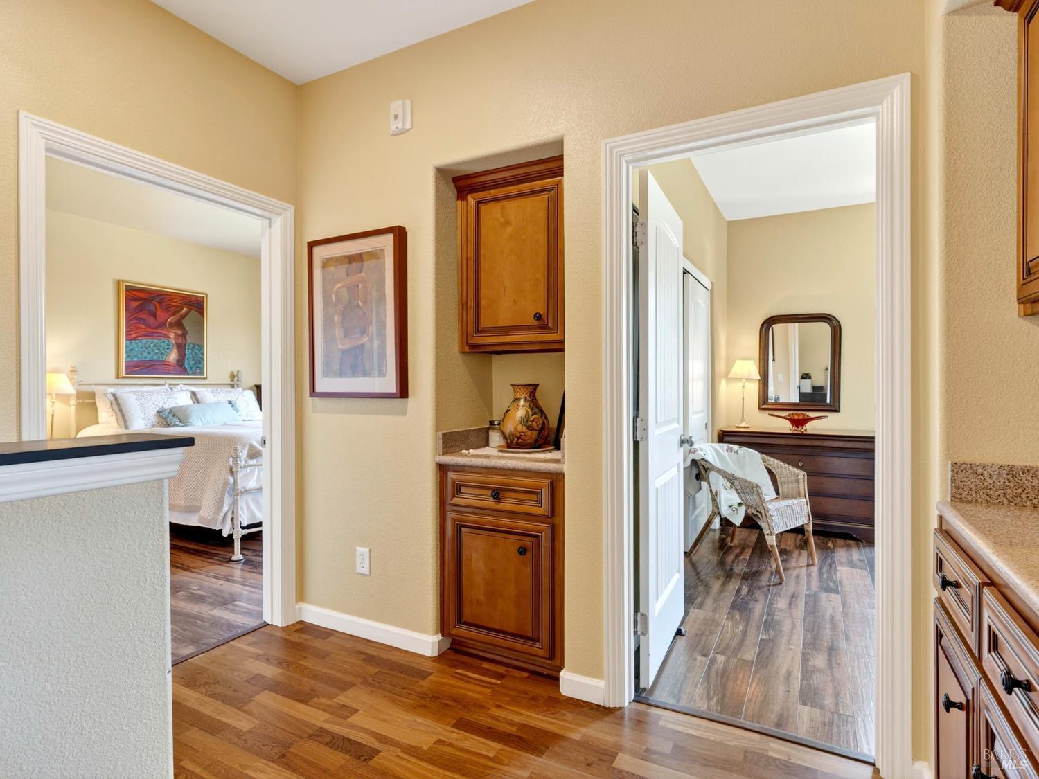 Detail Gallery Image 27 of 48 For 180 Healdsburg Ave a,  Cloverdale,  CA 95425 - 3 Beds | 2/1 Baths