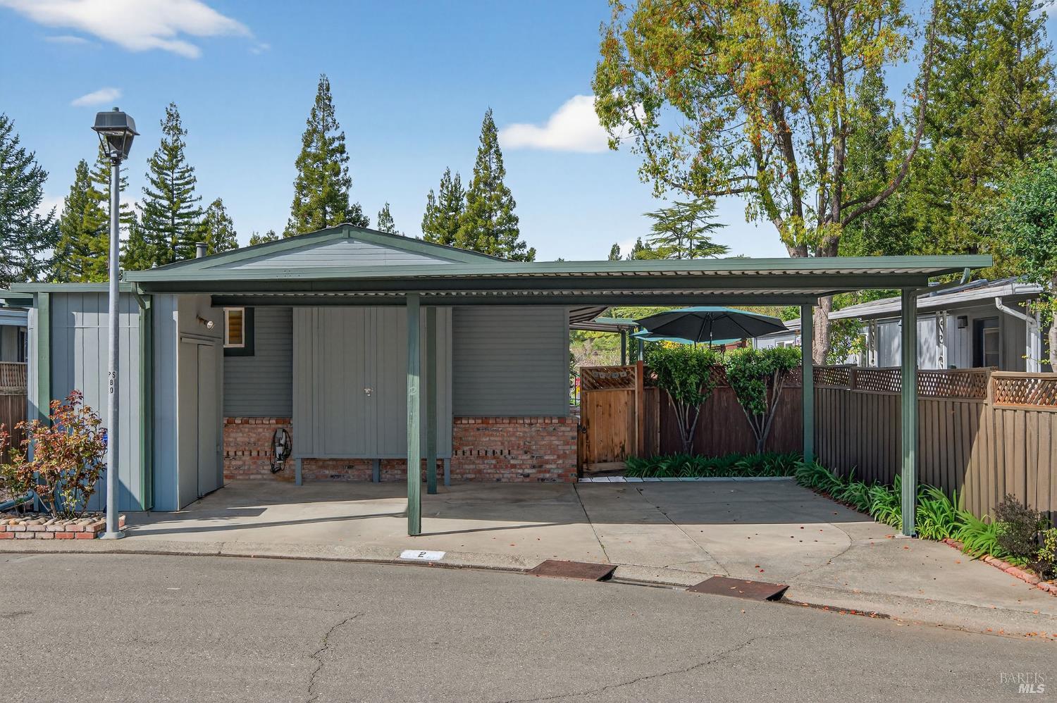 Detail Gallery Image 5 of 40 For 2 La Cuesta Ct, Saint Helena,  CA 94574 - 2 Beds | 2 Baths