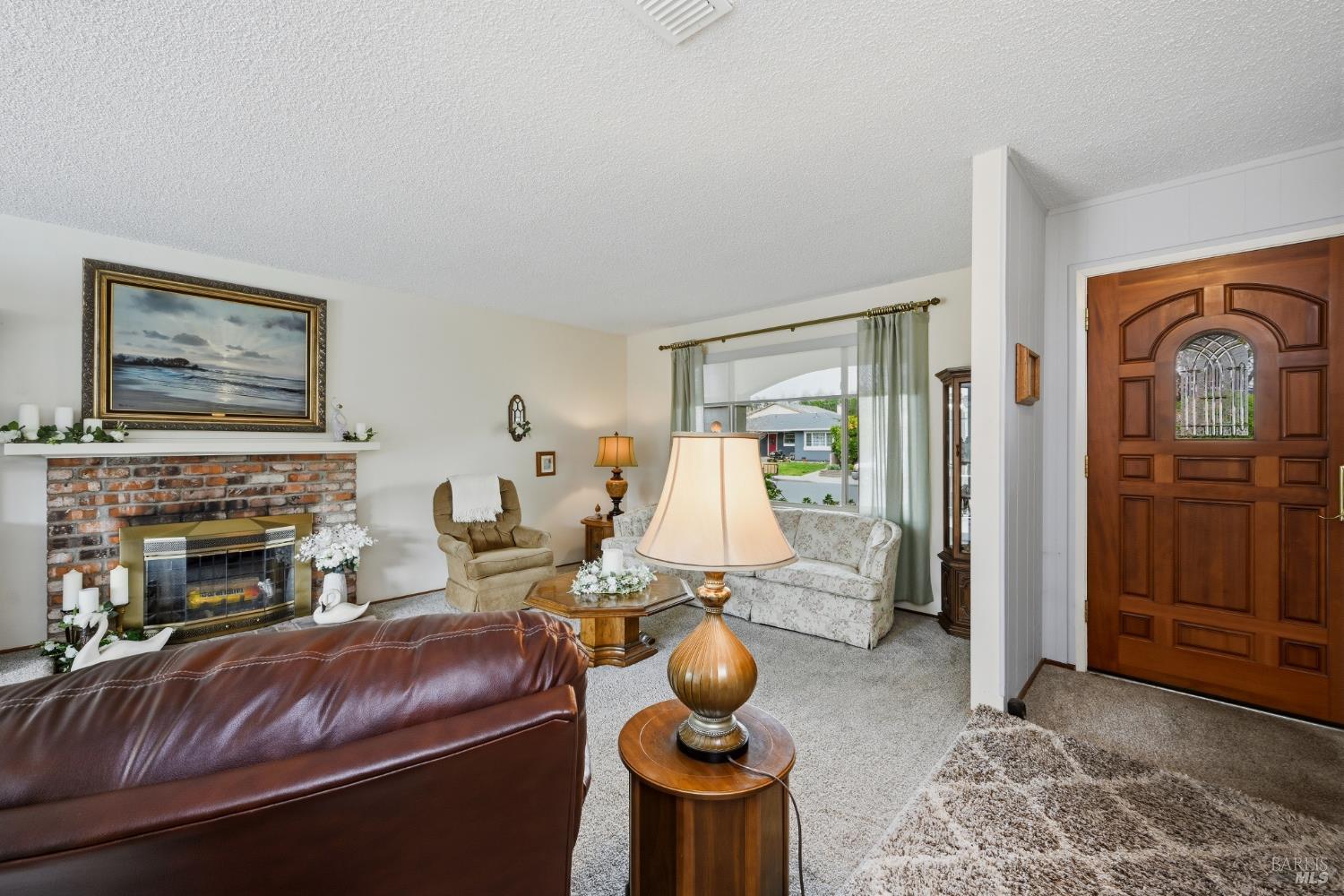 Detail Gallery Image 7 of 25 For 1091 Cayetano Dr, Napa,  CA 94559 - 3 Beds | 2 Baths