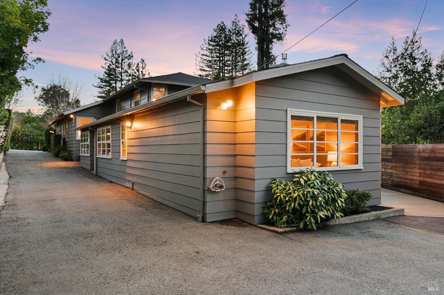 Detail Gallery Image 80 of 90 For 99 Fawn Dr, San Anselmo,  CA 94960 - 4 Beds | 4 Baths