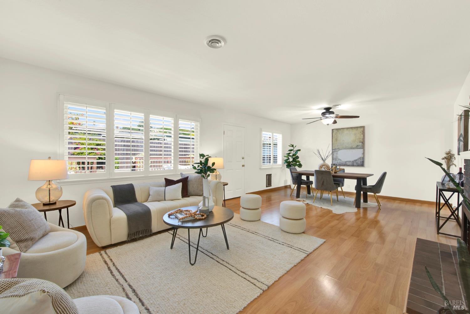 Detail Gallery Image 6 of 52 For 216 Manhattan St, Vallejo,  CA 94591 - 3 Beds | 2 Baths