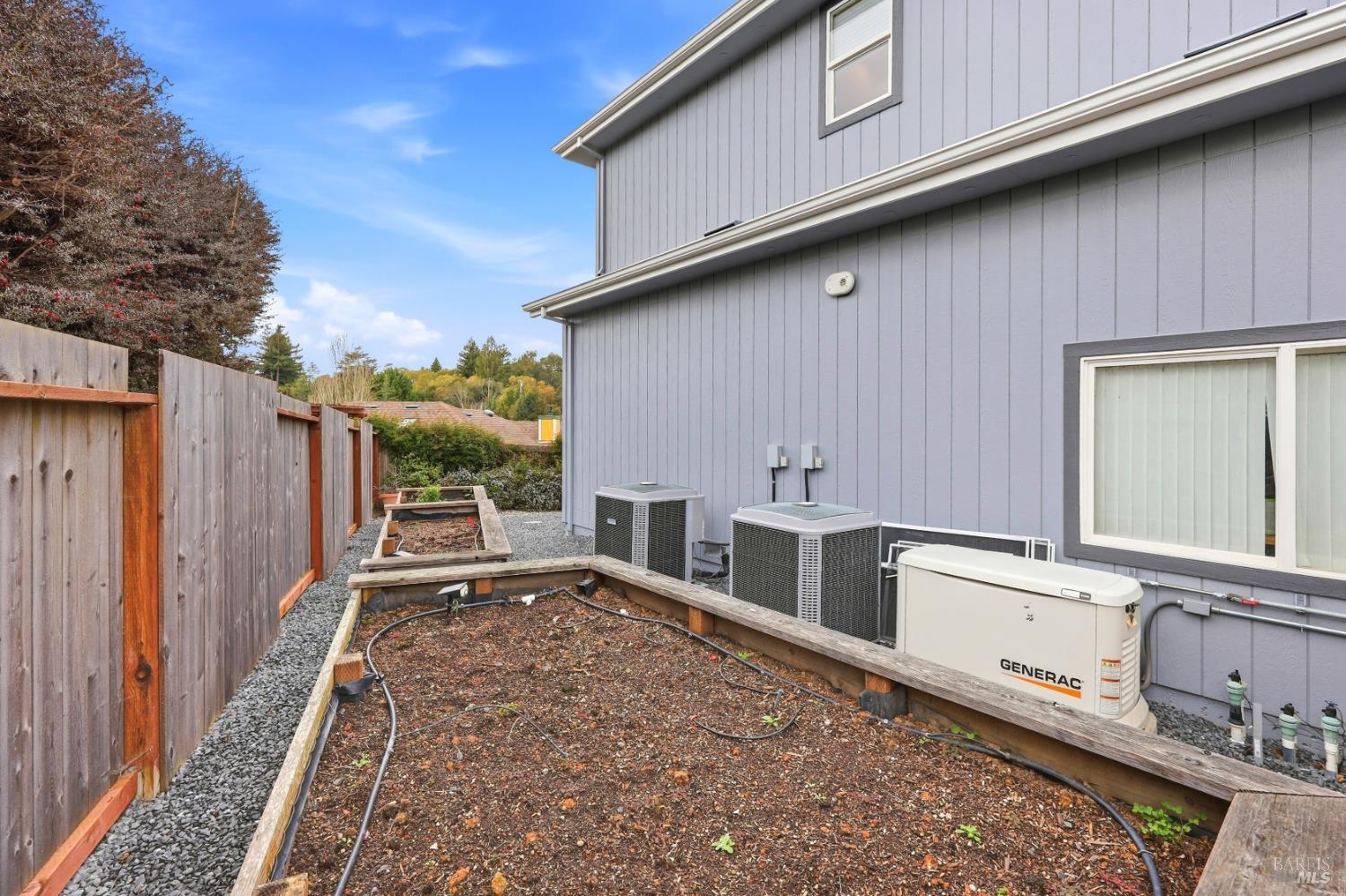 Detail Gallery Image 32 of 33 For 7576 Meadowlark Dr, Sebastopol,  CA 95472 - 5 Beds | 3/1 Baths