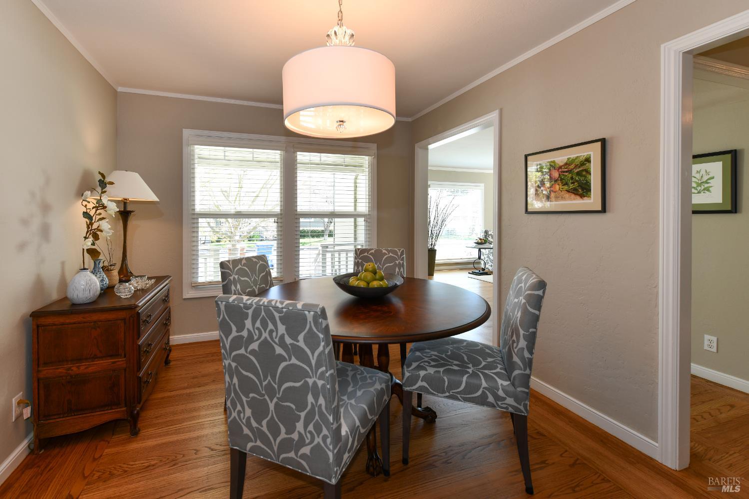 Detail Gallery Image 17 of 44 For 1142 Legion Ave, Napa,  CA 94559 - 2 Beds | 1 Baths