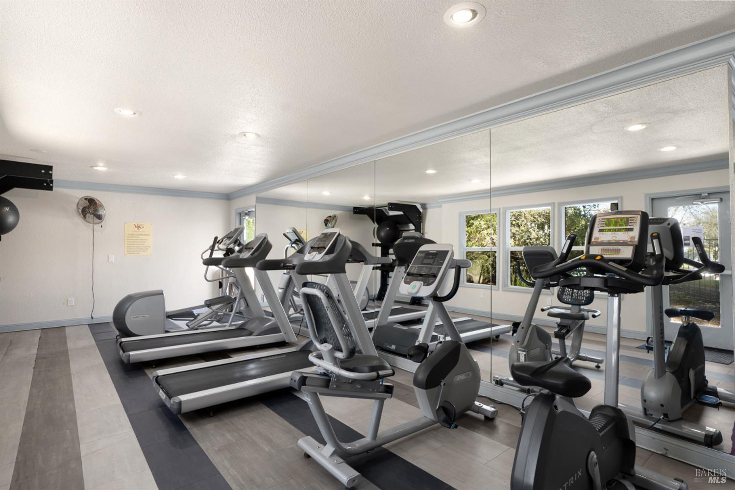 Detail Gallery Image 31 of 42 For 225 Burt St #3,  Santa Rosa,  CA 95407 - 2 Beds | 2 Baths