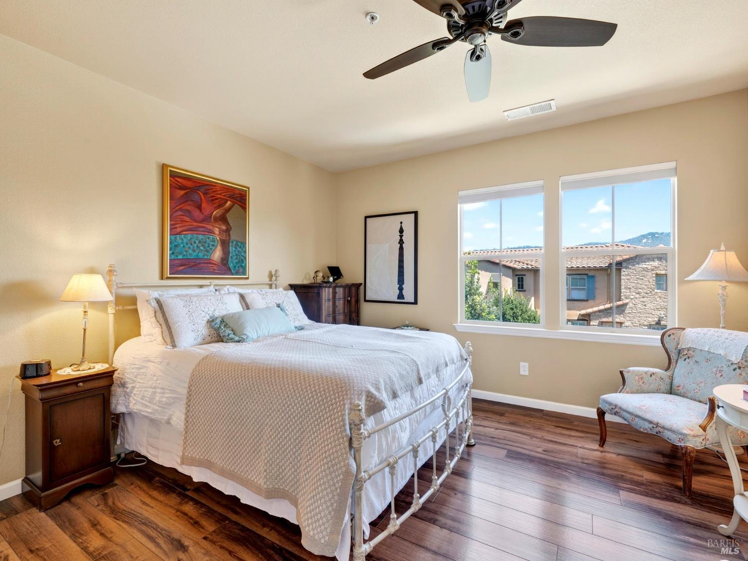 Detail Gallery Image 20 of 48 For 180 Healdsburg Ave a,  Cloverdale,  CA 95425 - 3 Beds | 2/1 Baths