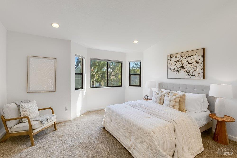 Detail Gallery Image 23 of 43 For 720 Military St, Benicia,  CA 94510 - 2 Beds | 2/1 Baths