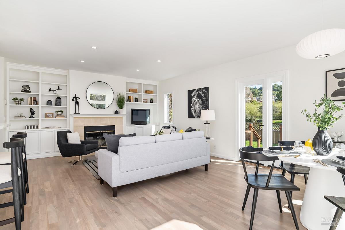 Detail Gallery Image 8 of 40 For 37 Creekside Ct, Corte Madera,  CA 94925 - 2 Beds | 2/1 Baths