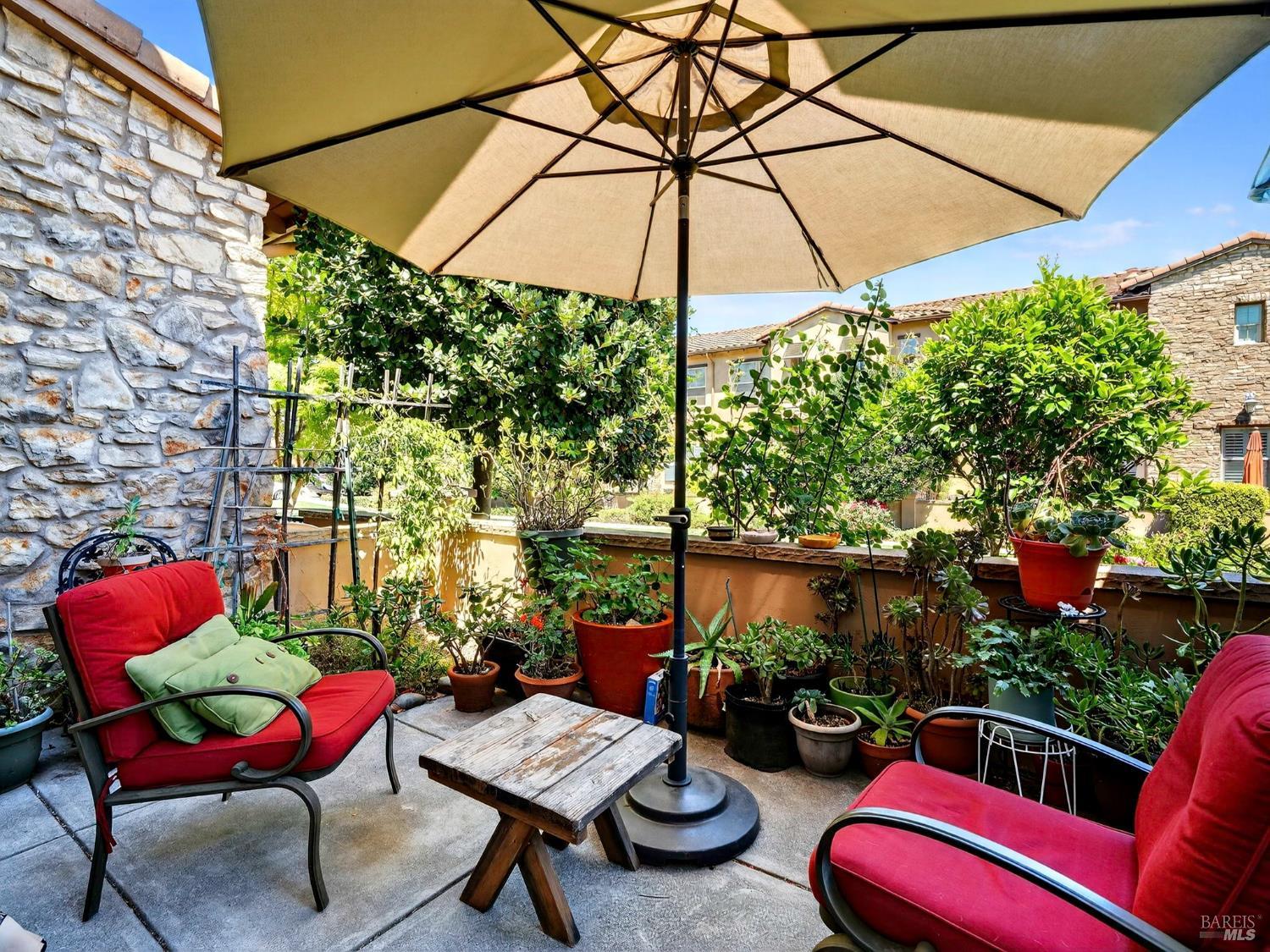 Detail Gallery Image 41 of 48 For 180 Healdsburg Ave a,  Cloverdale,  CA 95425 - 3 Beds | 2/1 Baths