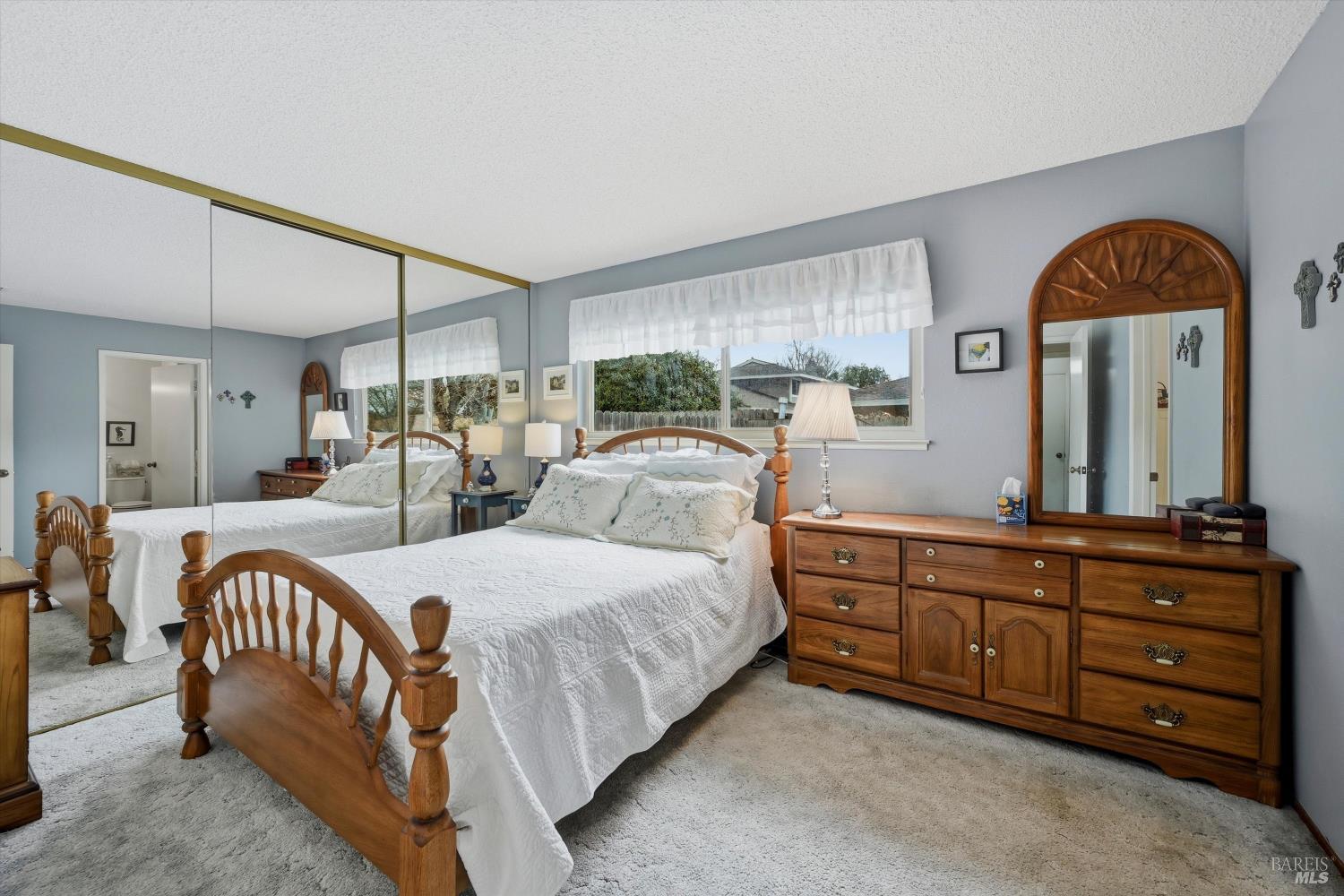 Detail Gallery Image 11 of 25 For 1091 Cayetano Dr, Napa,  CA 94559 - 3 Beds | 2 Baths