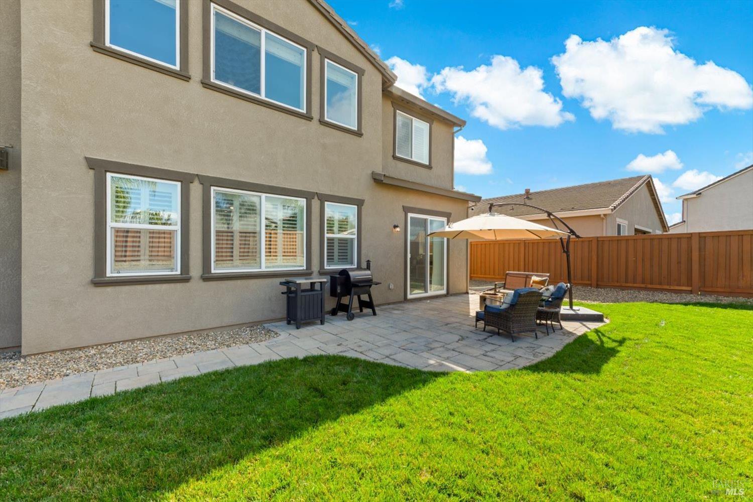 Detail Gallery Image 77 of 97 For 710 Fielding Way, Dixon,  CA 95620 - 5 Beds | 4 Baths