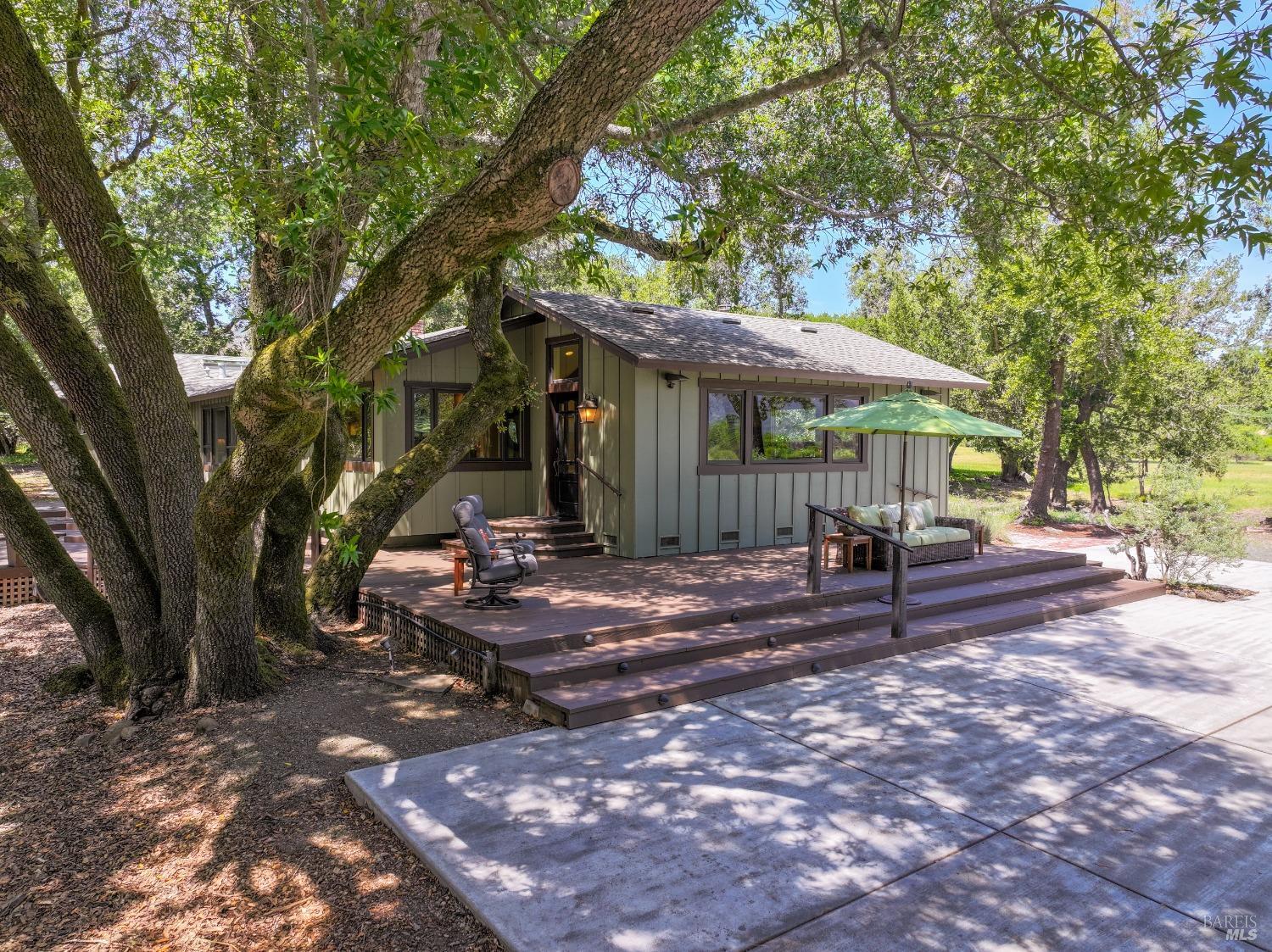 Detail Gallery Image 40 of 58 For 2120 Grove St, Sonoma,  CA 95476 - 3 Beds | 2/1 Baths