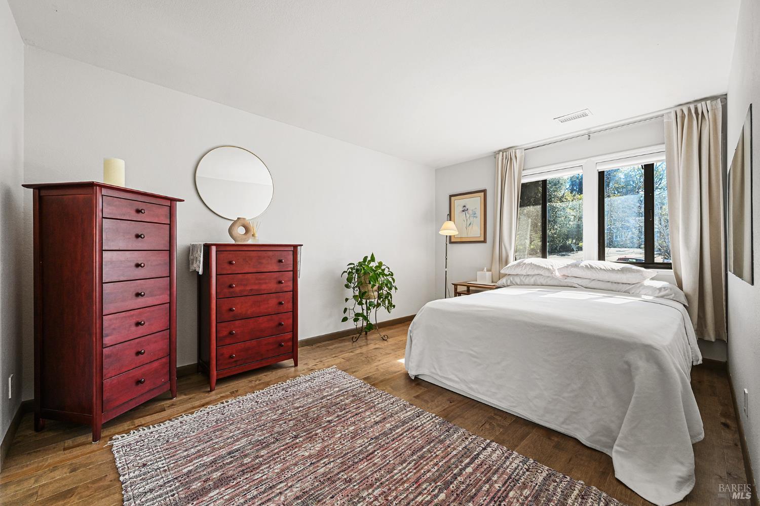 Detail Gallery Image 37 of 57 For 2866 Dusty Stone Ct, Santa Rosa,  CA 95405 - 3 Beds | 2/1 Baths