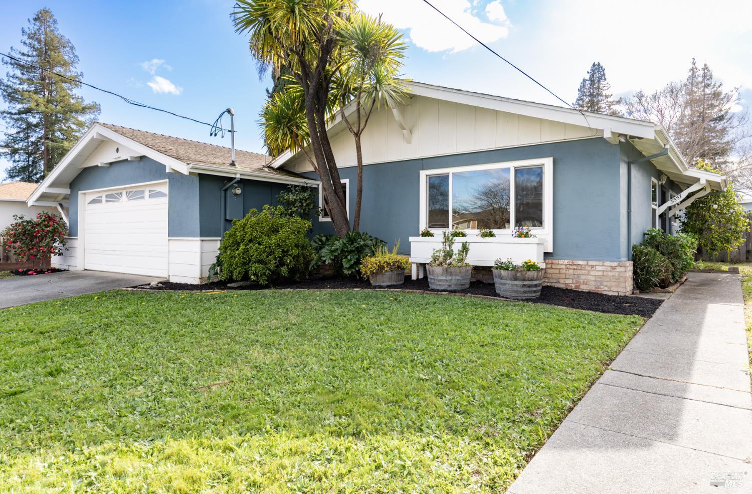 Front Image Thumbnail for BA326016569