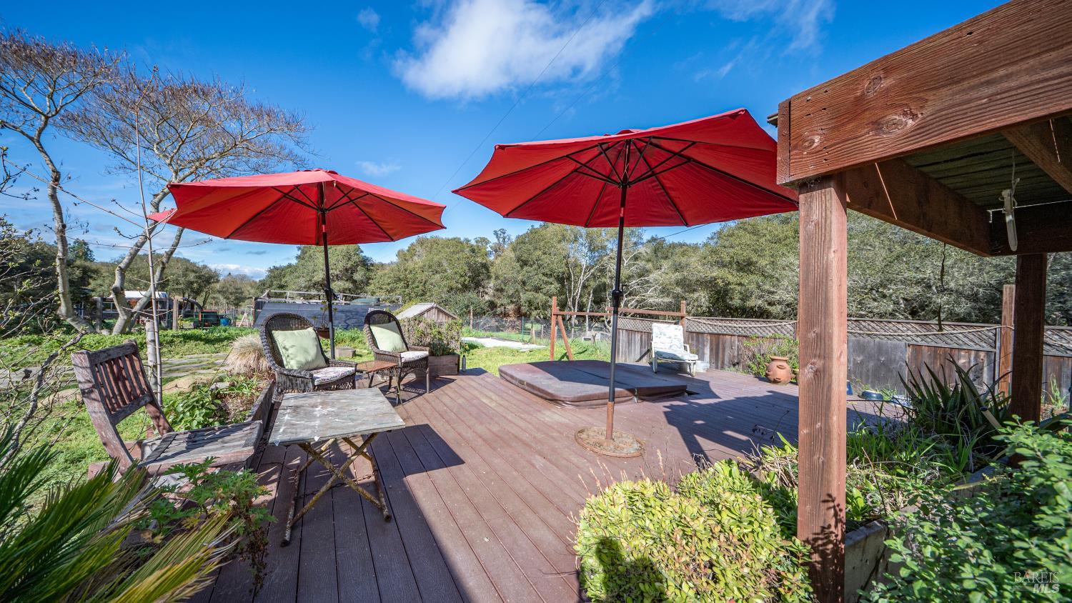 Detail Gallery Image 31 of 99 For 5932 Fredricks Rd, Sebastopol,  CA 95472 - 4 Beds | 4 Baths