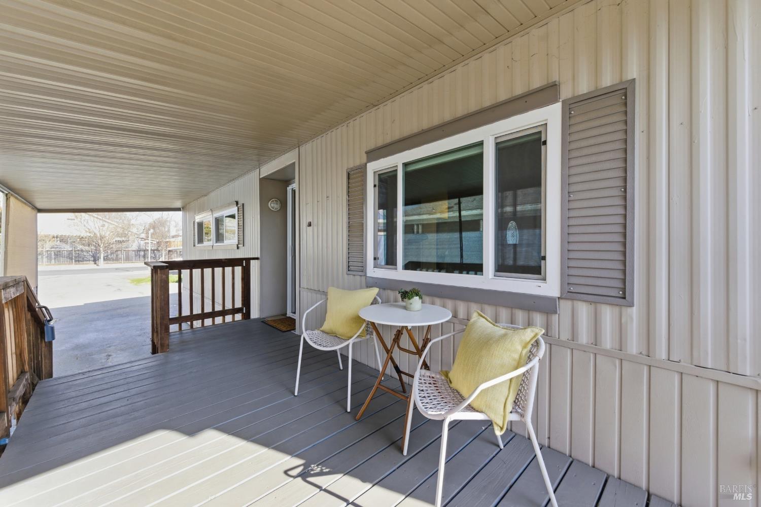 Detail Gallery Image 4 of 46 For 99 Hacienda Dr, Napa,  CA 94558 - 2 Beds | 2 Baths