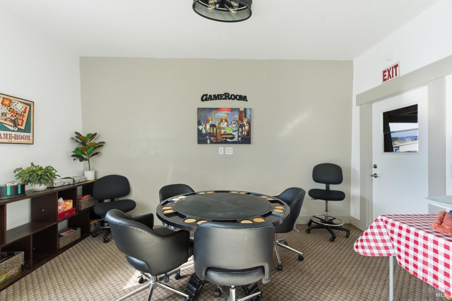 Detail Gallery Image 36 of 46 For 99 Hacienda Dr, Napa,  CA 94558 - 2 Beds | 2 Baths