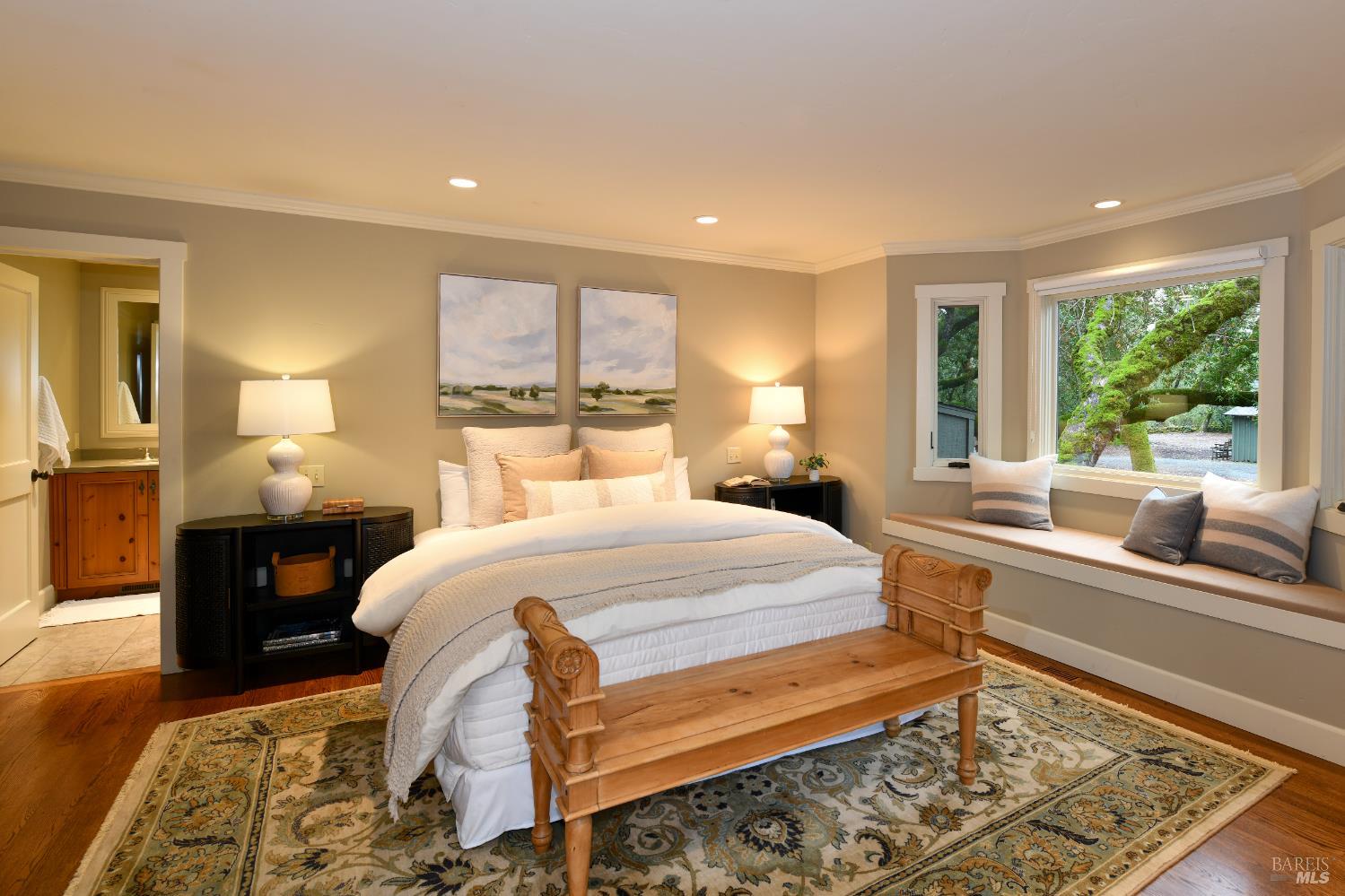 Detail Gallery Image 21 of 58 For 2120 Grove St, Sonoma,  CA 95476 - 3 Beds | 2/1 Baths