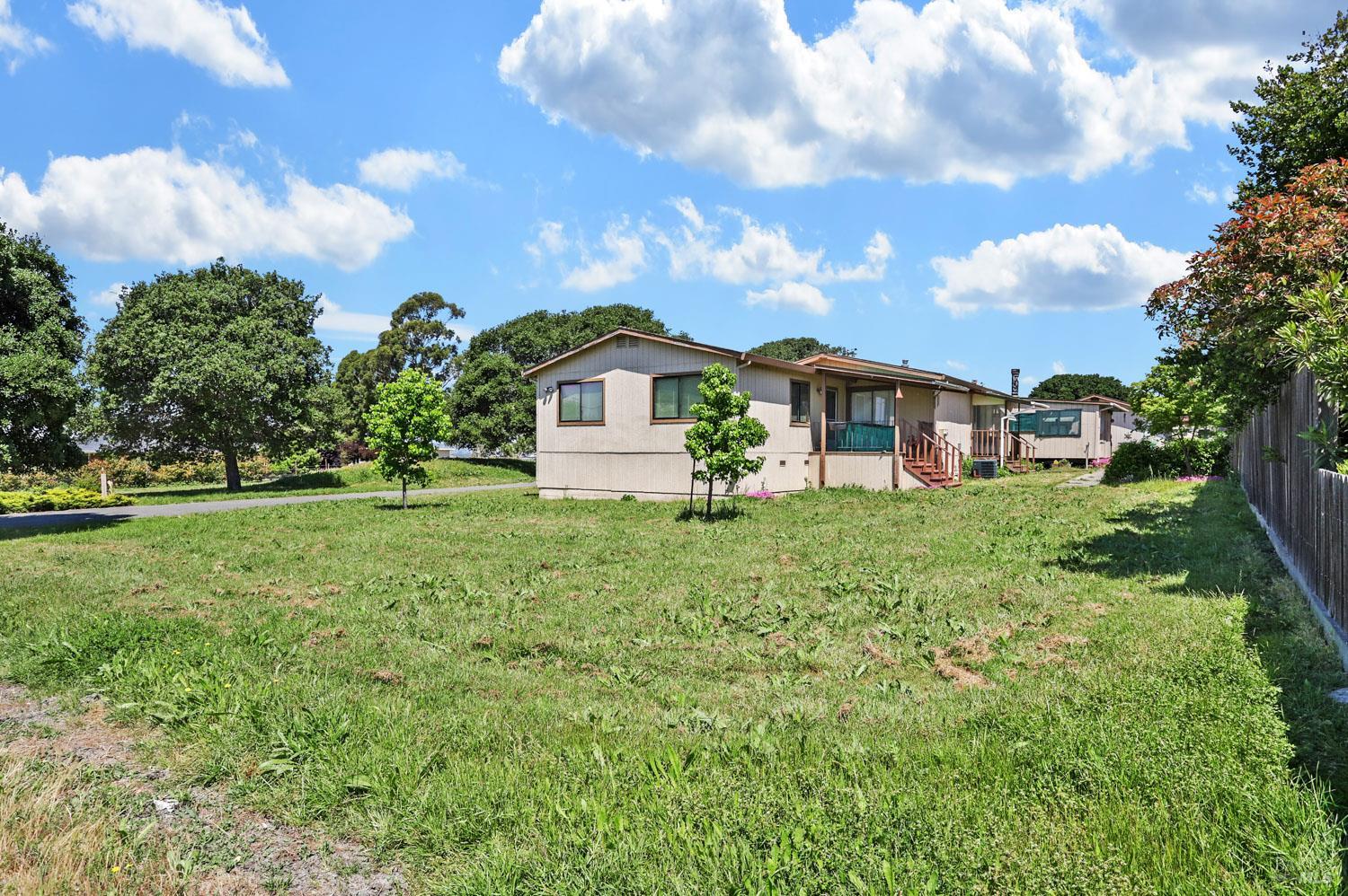 Detail Gallery Image 17 of 39 For 254 Watson Ln, American Canyon,  CA 94503 - 3 Beds | 2 Baths