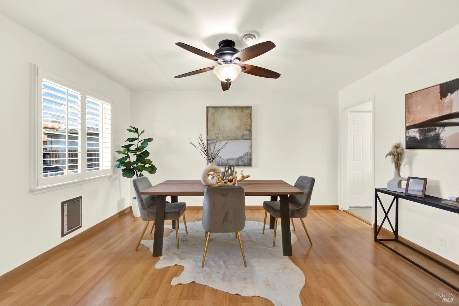 Detail Gallery Image 10 of 52 For 216 Manhattan St, Vallejo,  CA 94591 - 3 Beds | 2 Baths