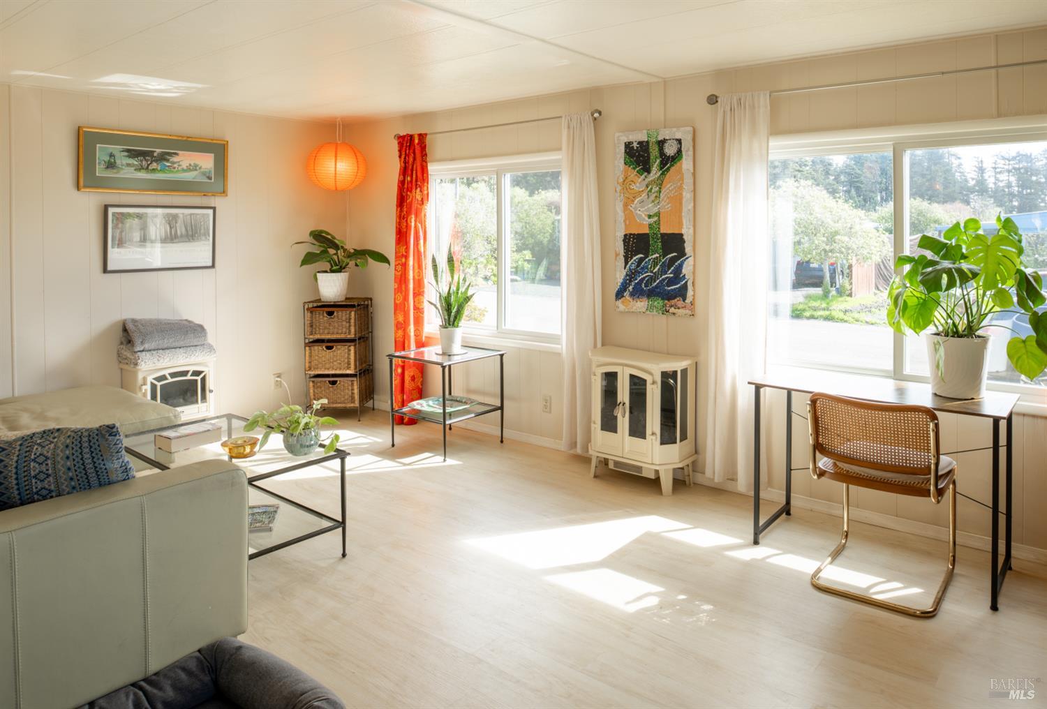 Detail Gallery Image 5 of 21 For 38851 38851 S Hwy One Hwy 31, Gualala,  CA 95445 - 3 Beds | 2 Baths