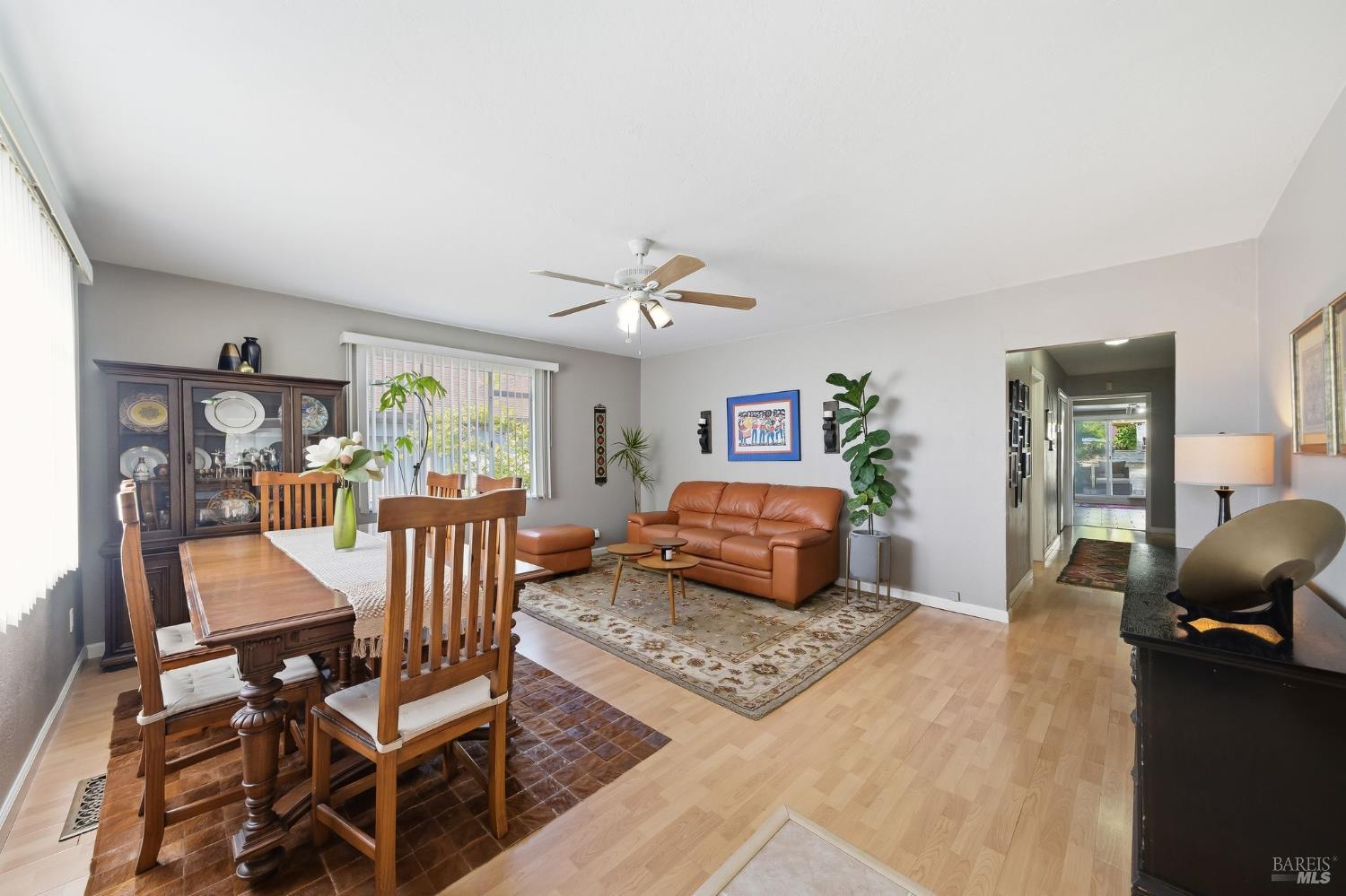 Detail Gallery Image 3 of 28 For 964 Sonoma St, Richmond,  CA 94805 - 3 Beds | 1/1 Baths