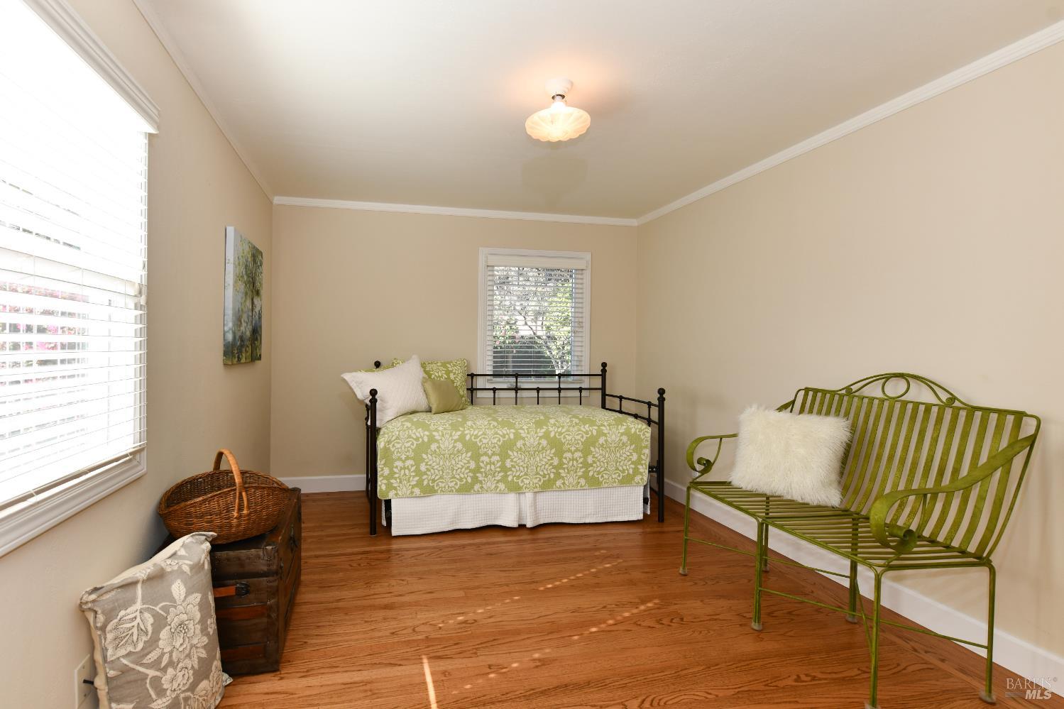 Detail Gallery Image 28 of 44 For 1142 Legion Ave, Napa,  CA 94559 - 2 Beds | 1 Baths