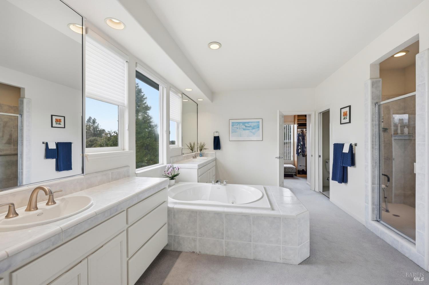 Detail Gallery Image 22 of 33 For 7576 Meadowlark Dr, Sebastopol,  CA 95472 - 5 Beds | 3/1 Baths