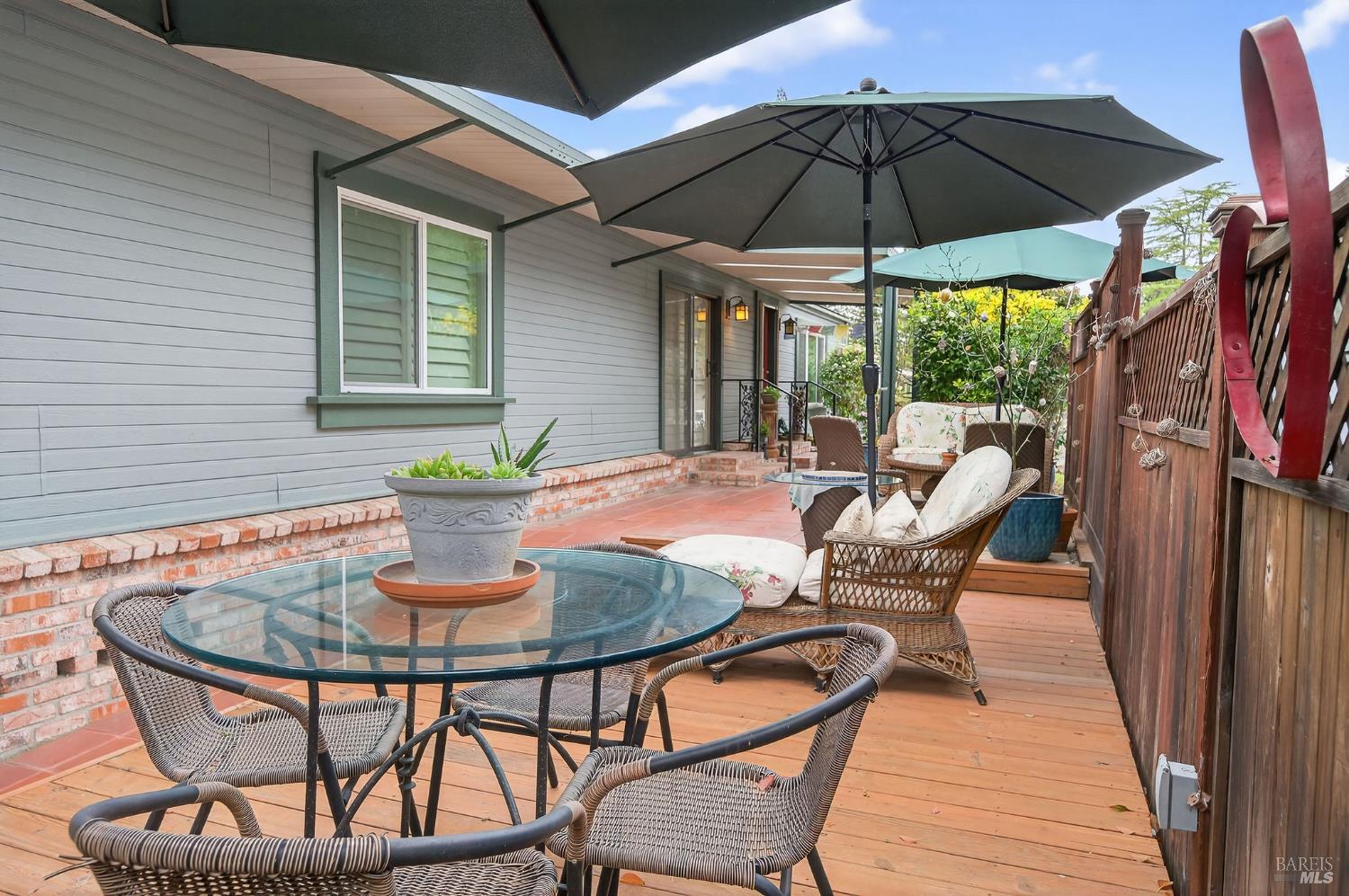 Detail Gallery Image 4 of 40 For 2 La Cuesta Ct, Saint Helena,  CA 94574 - 2 Beds | 2 Baths