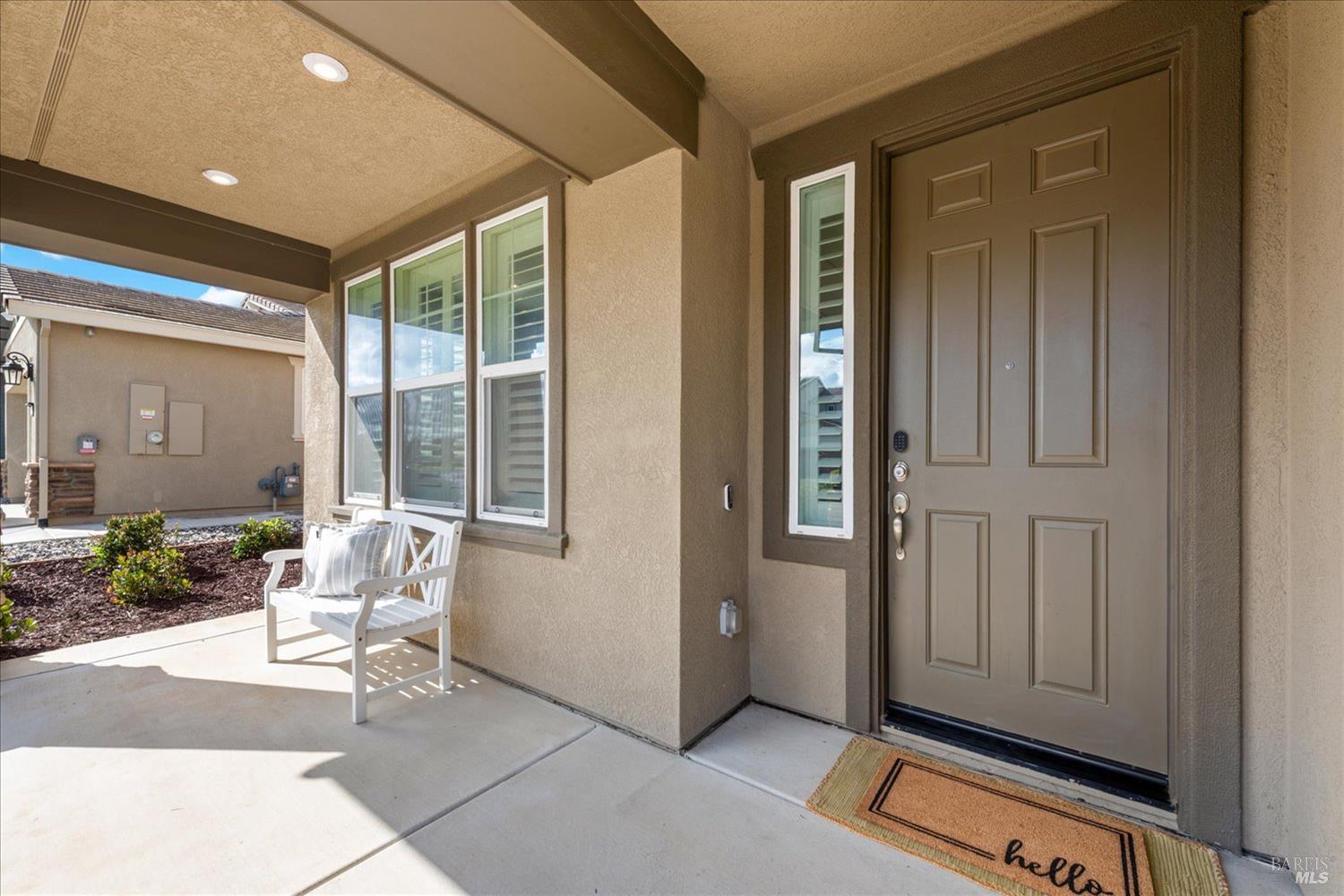 Detail Gallery Image 9 of 97 For 710 Fielding Way, Dixon,  CA 95620 - 5 Beds | 4 Baths